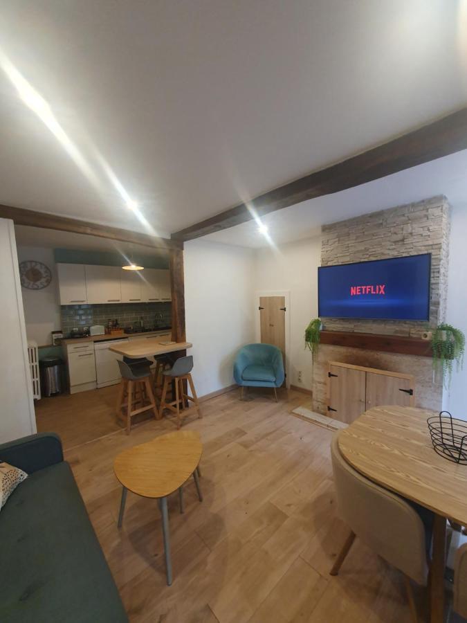 Maison De Rue: Auch Zewnętrze zdjęcie