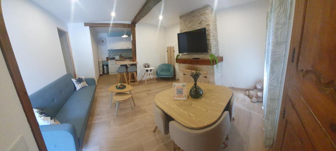 Maison De Rue: Auch Zewnętrze zdjęcie